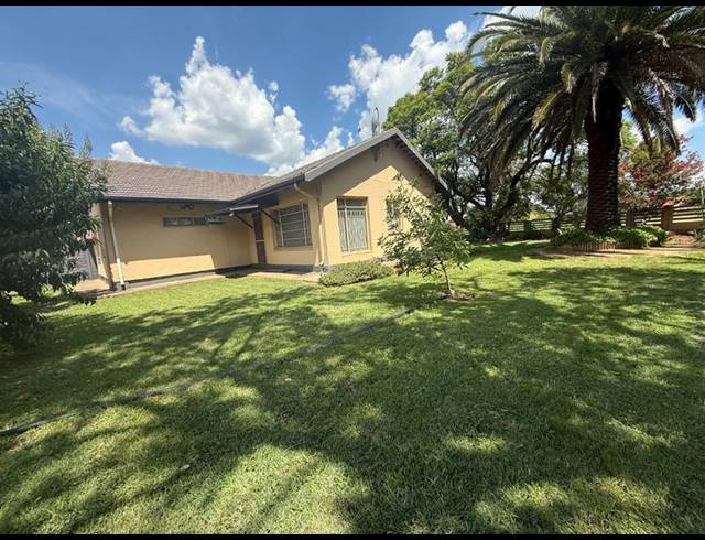 3 BEDROOM HOUSE FOR SALE IN VANDERBIJLPARK SE 1